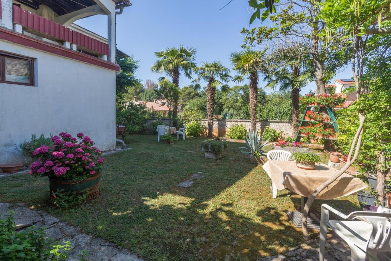 Anamarija Apartments Near The Beach And The Fantastic Adria Sea With Over 10 Small Islands Close By Funtana Exterior foto