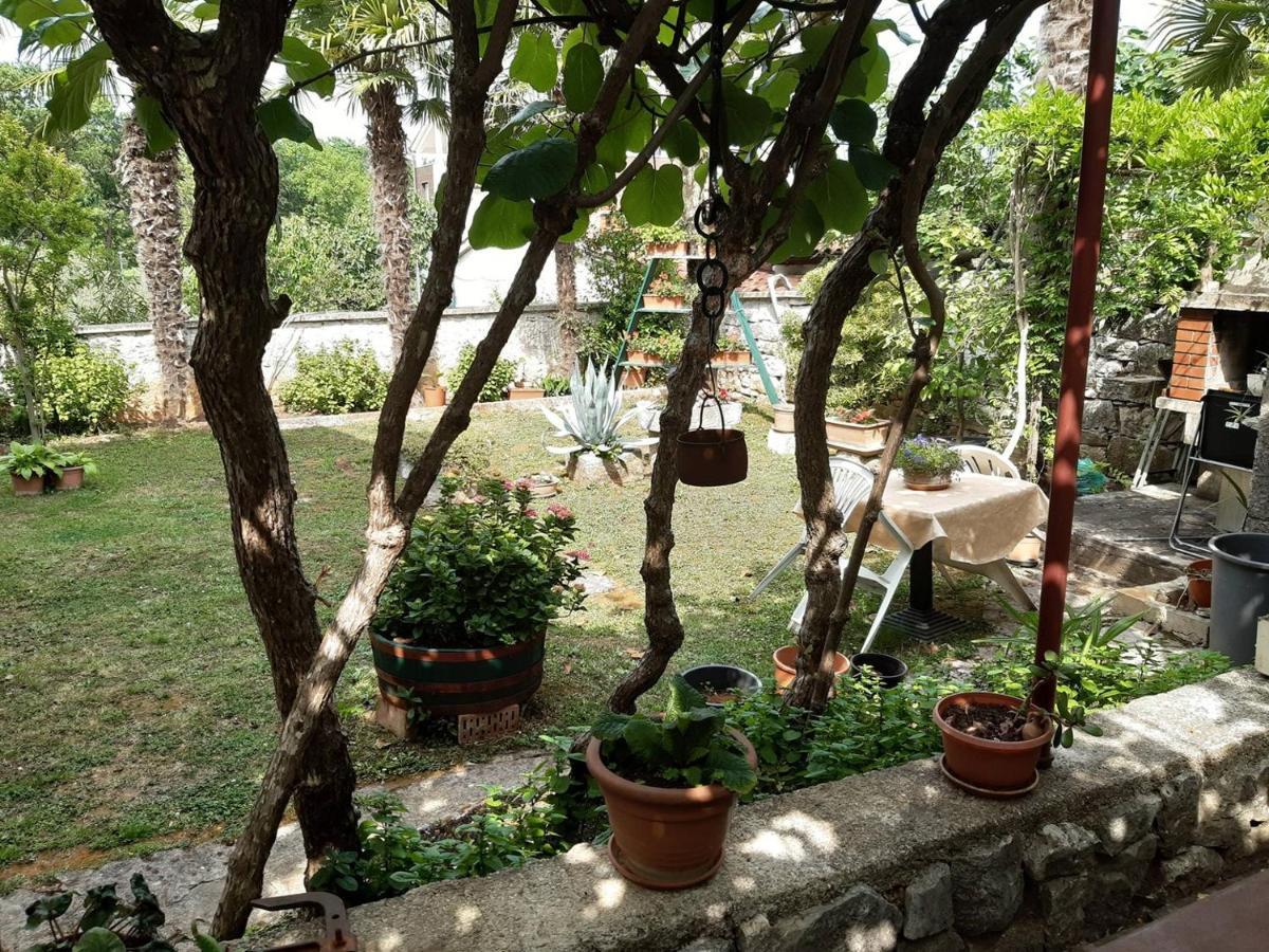 Anamarija Apartments Near The Beach And The Fantastic Adria Sea With Over 10 Small Islands Close By Funtana Exterior foto